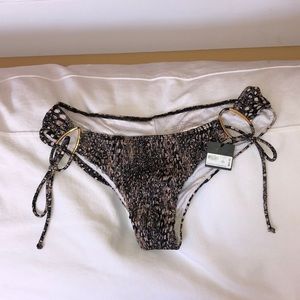 Victoria secret Leopard bikini bottom M NWT